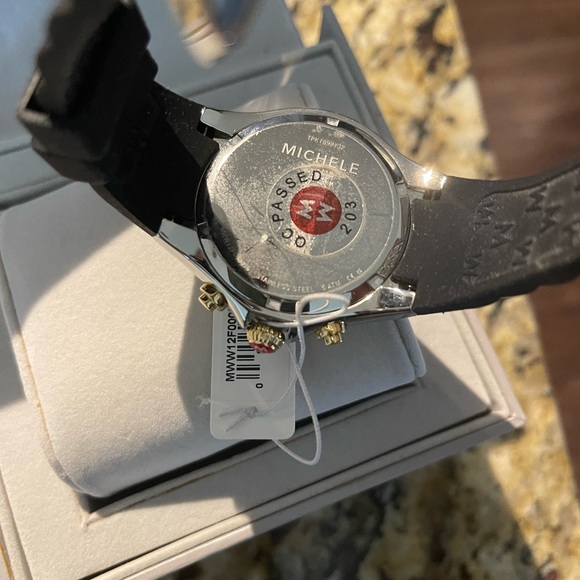 ๐SOLD๐ - Picture 2 of 4